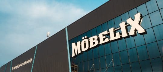 Survio a Möbelix